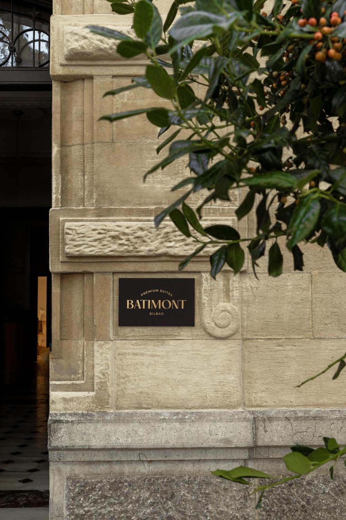 Batimont Suites & Apartments Бильбао Экстерьер фото