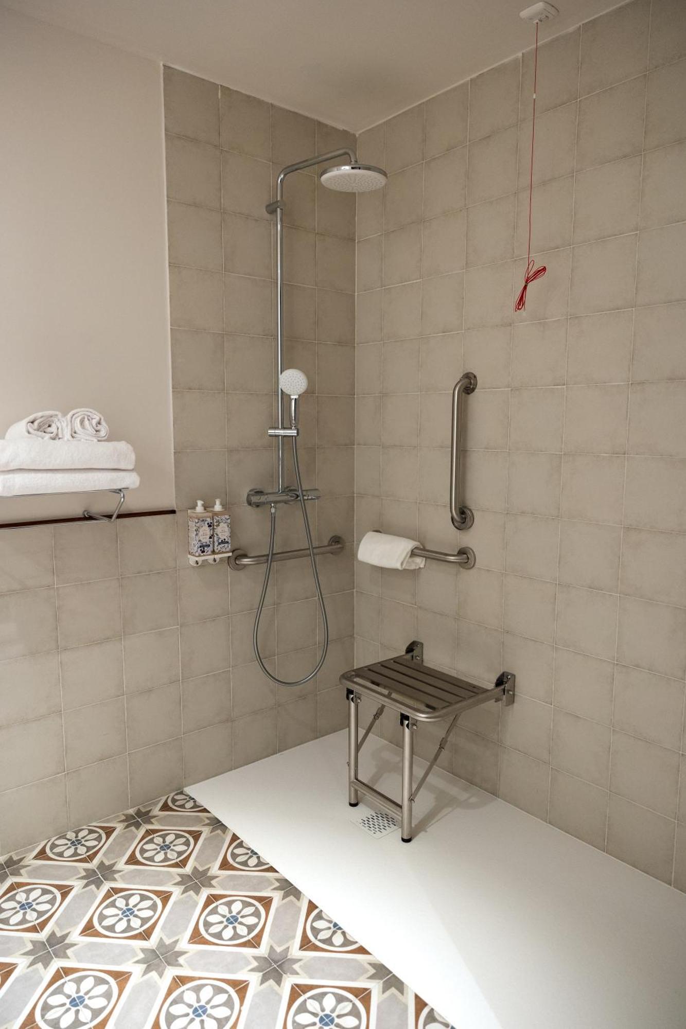 Batimont Suites & Apartments Бильбао Экстерьер фото