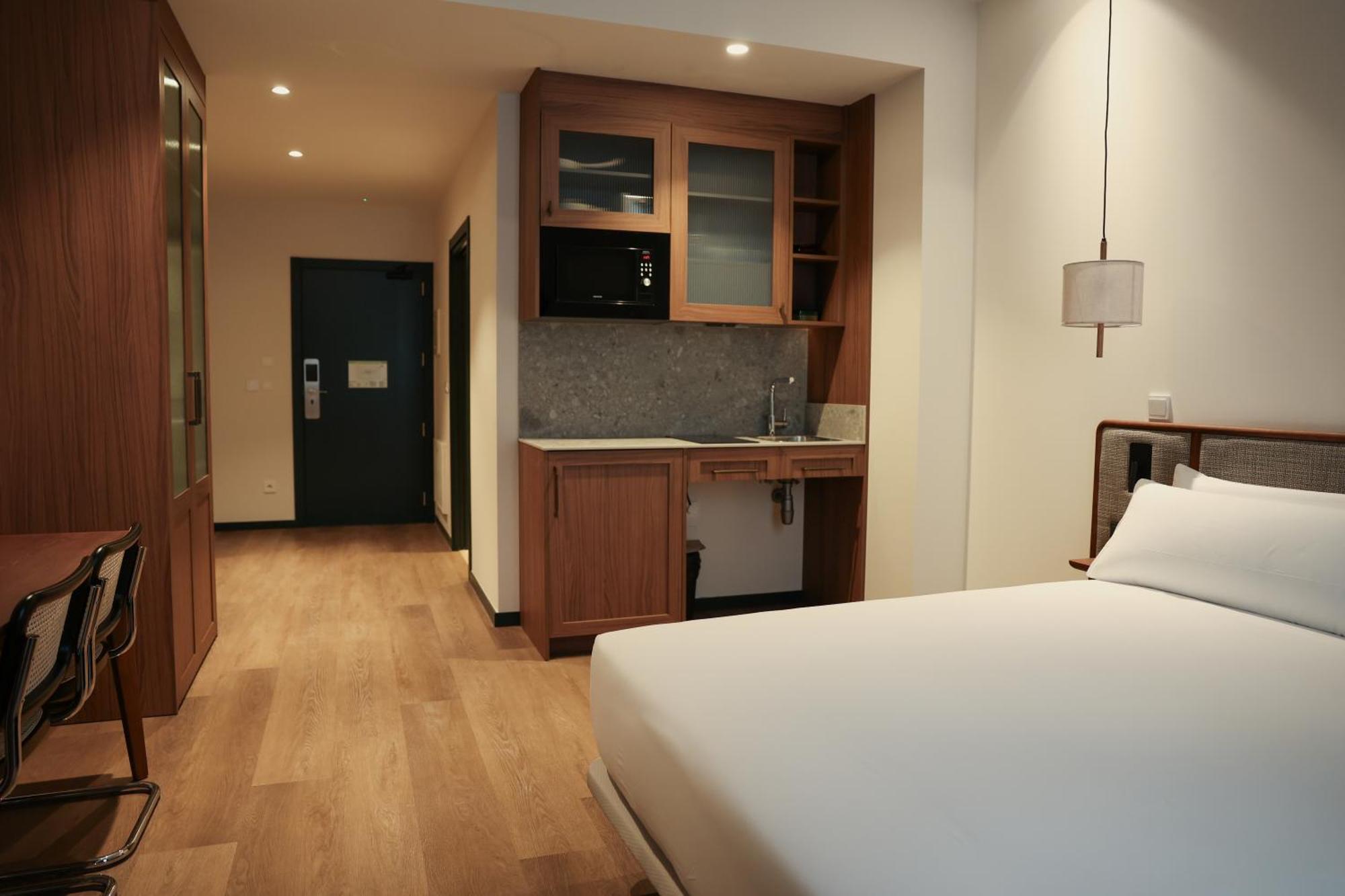 Batimont Suites & Apartments Бильбао Экстерьер фото